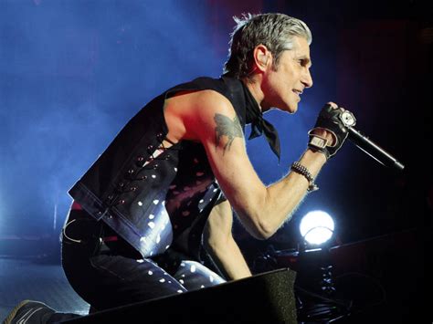 perry farrell promises new music in 2023 from jane s addiction and porno