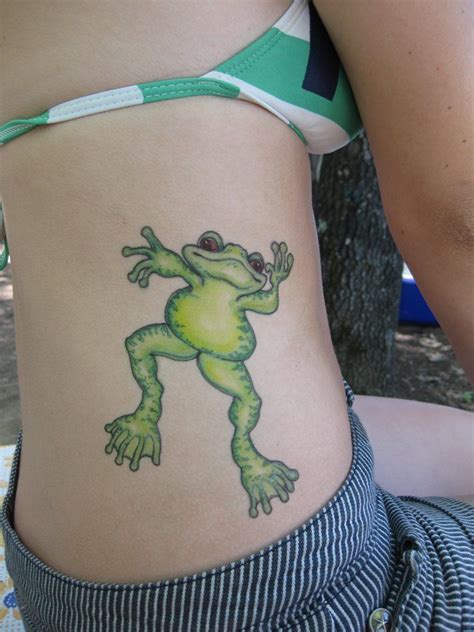 frog tattoo   sooooo cute hailey cute small tattoos cute tattoos body art tattoos