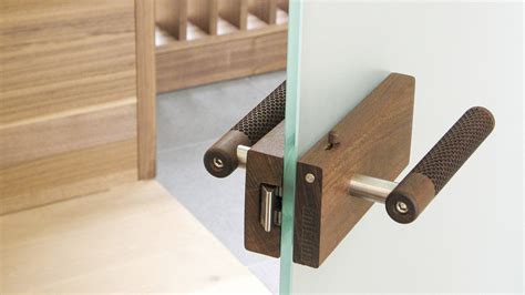 poignee pour porte levers tantalus design  en bois contemporaine