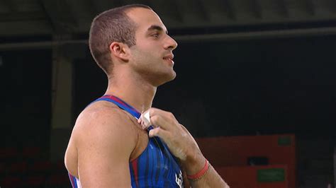 olympic gymnast danell leyva strips down mid routine