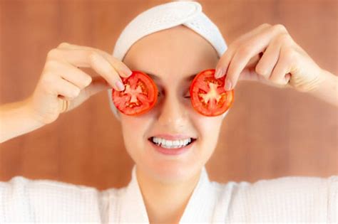 manfaat tomat  wajah  bibir  wajib  tahu