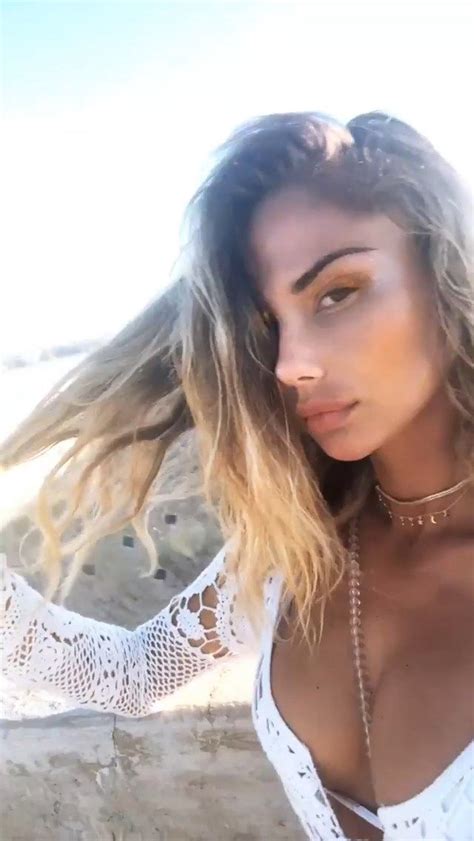 Sahara Ray Sexy And Topless 19 Photos Video Thefappening