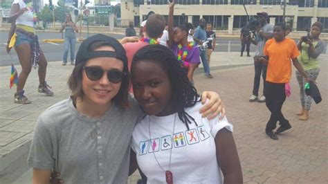 Ellen Page Supports Lgbt Flashmob In Jamaica Despite Anti