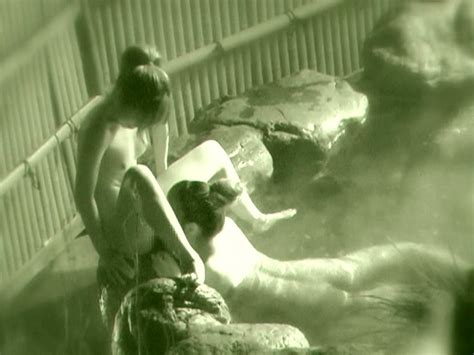 hot spring voyeur female voyeur expert women s