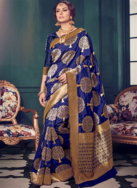 royal blue woven kanchipuram silk saree with blouse vasu sarees 1933096