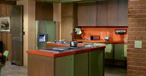 can you name these tv shows by their kitchens