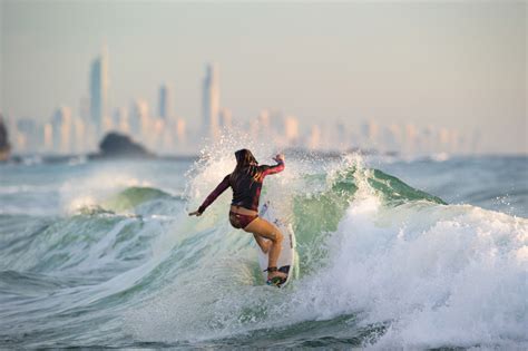 spots  legendary surfing  australia