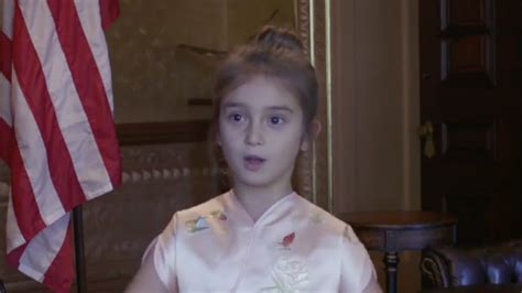 trump shows xi  peng video clips   granddaughter arabella kushner singing  mandarin