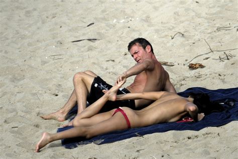 china actress 章子怡 zhang ziyi nude sunbathing at the beach