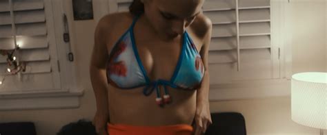 Nude Video Celebs Reanin Johannink Nude Brooke Butler