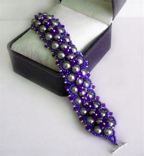 free pattern for beautiful beaded bracelet royal violet