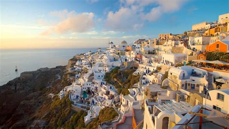oia named     charming villages  europe