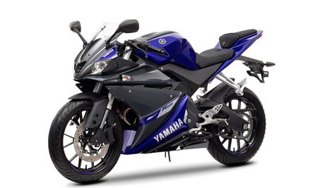 yamaha yzf  review pictures auto express