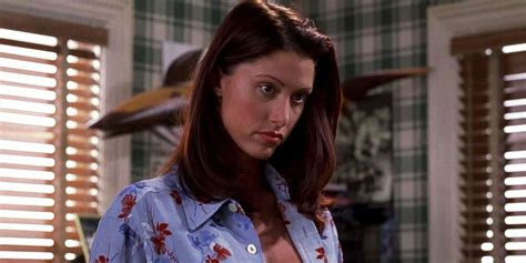 how shannon elizabeth feels about going nude in american