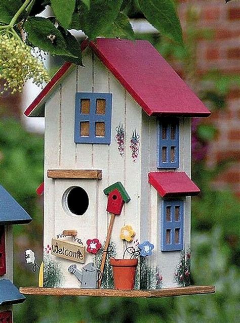 cool birdhouse design ideas   birds easily  nest   garden  bird houses