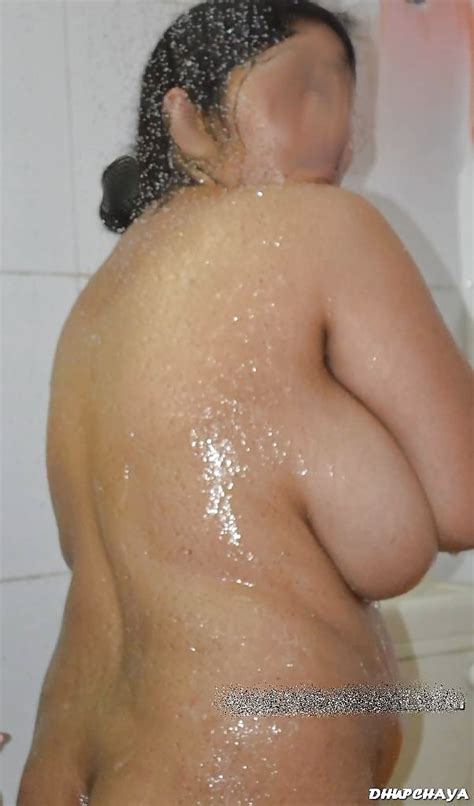 ajmer aunty nude shower bath with neighbor man nude photos 5 pics
