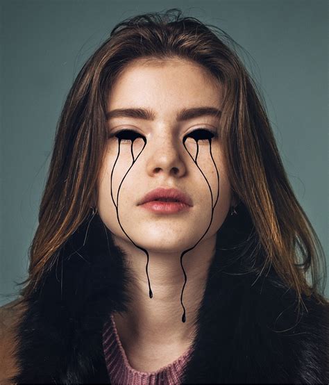 Surreal Portret Black Tears Billie Eilish Inspired Art