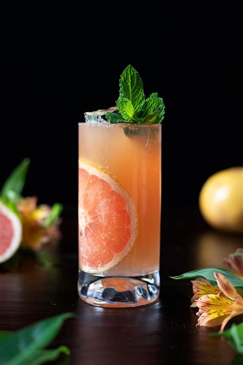 fashioned paloma bourbon  grapefruit cocktail moody mixologist