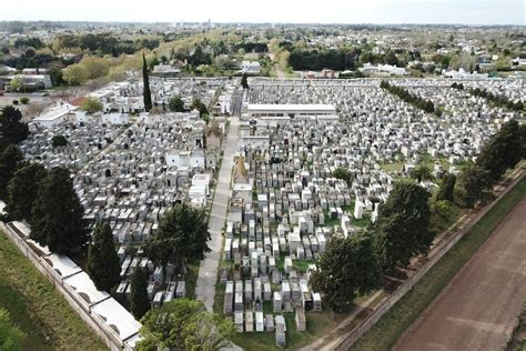 cementerio municipal mira los horarios de apertura  cierre  los dias  de diciembre