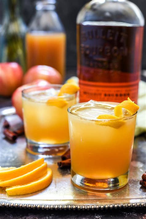 Apple Cider Cocktail A Sip Of Autumn Neighborfood