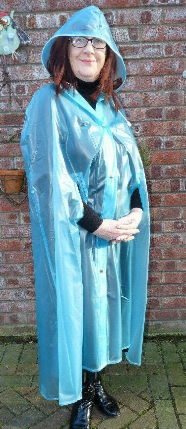 Épinglé Sur Woman Rainwear Hooded 5