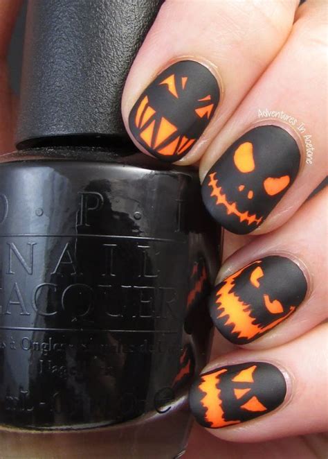40 Gorgeous Fall Nail Art Ideas To Try This Fall Halloween Nail