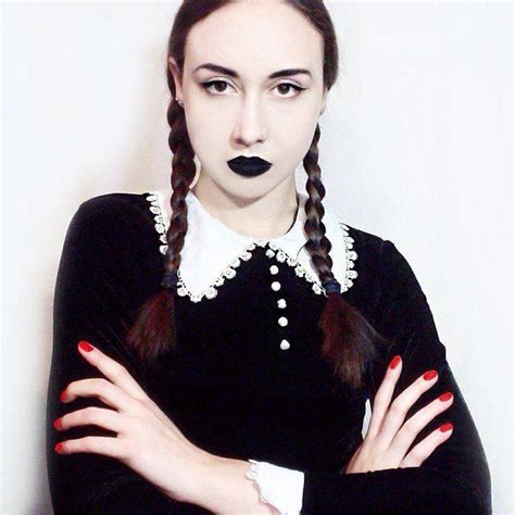 22 dark and moody costumes for goth girls easy halloween