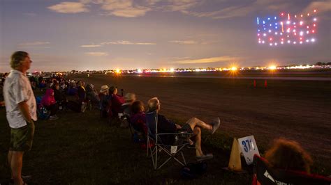 lighted drone show sparkles  wows crowd  eaa airventure  jsonlinecom civil air patrol