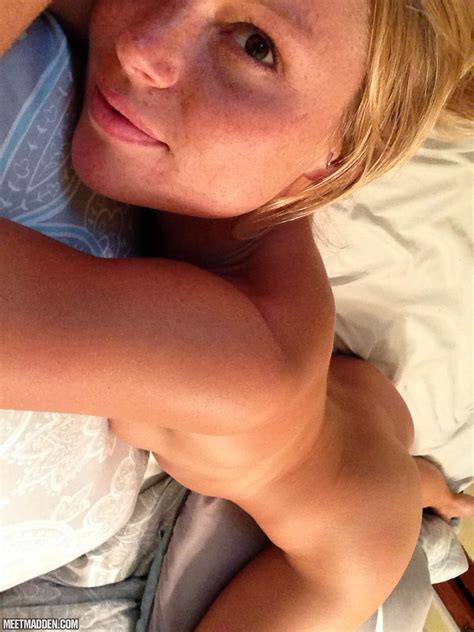 Bed Time Selfies Fine Hotties Hot Naked Girls