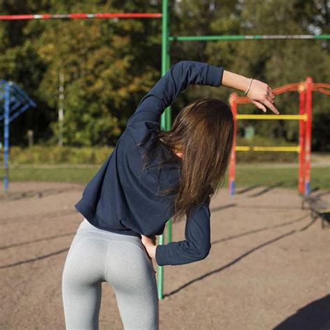 Theres Just So Much To Love About Yoga Pants 48 Pics