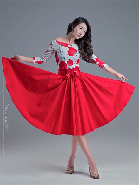 Beautiful Korean Model Park Hyun Sun 박현선 In Red