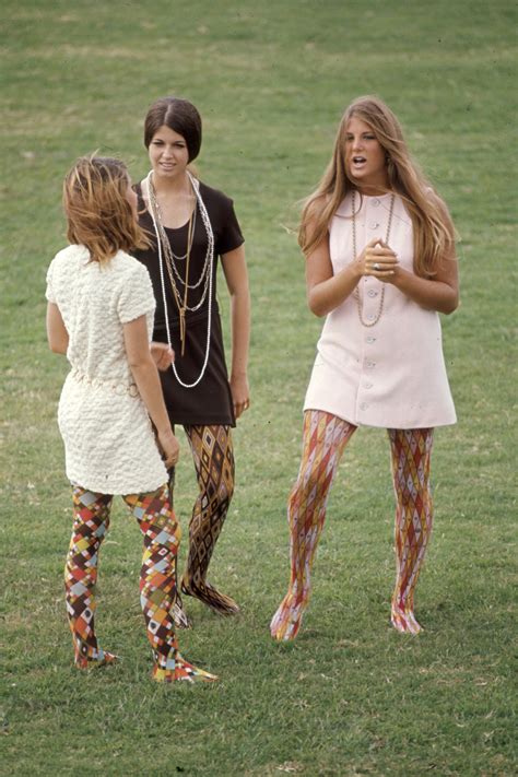 18 worst fashion trends from the 1960s style mistakes of the 60s