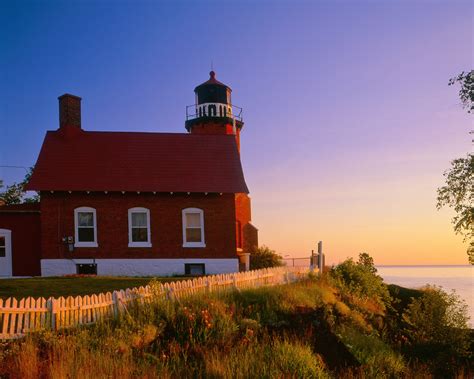 upper peninsula travel  great lakes usa lonely planet