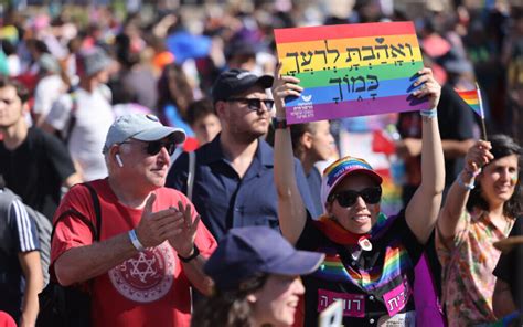 مسؤول الهوية اليهودية الوافد المناهض للمثليين ومزدوجي الميل الجنسي