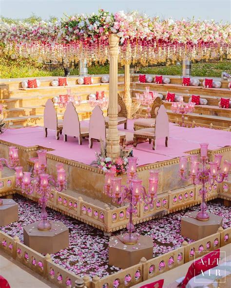 wedding seating ideas    guests experience memorable