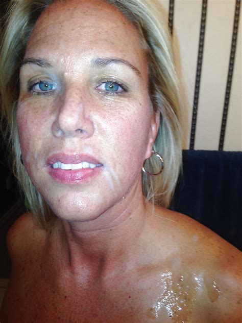 instantfap mom with cum on her face