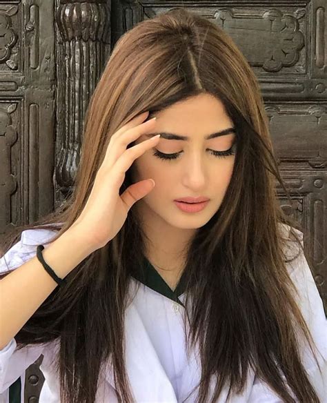 pin by 👑mar u j👑 on pakistani celebrities hair styles