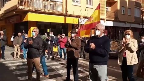Simpatizantes De Vox Se Reúnen En Algeciras Por La