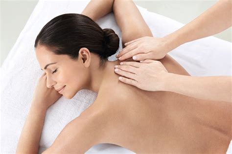 elemis freestyle deep tissue massage 55 minutes columbia beach resort