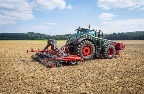 horsch taro drill family  highly manoeuvrable  efficient
