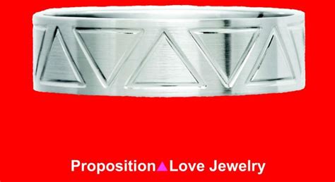proposition love jewellery hosts a gay pride selfie