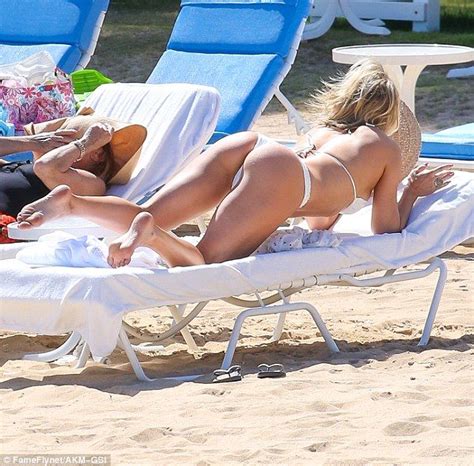 kate hudson bikini celebrity nude leaked