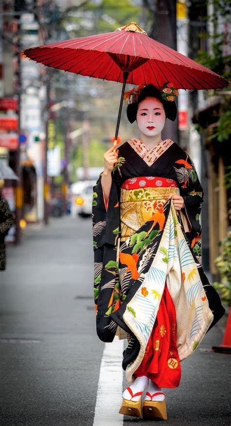 The Meaning And Symbolism Of The Word Geisha