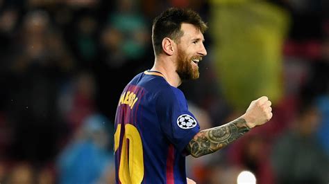 thegoalmac blog lionel messi signs  barcelona contract   buyout clause
