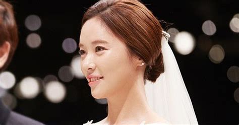 Hwang Jung Eum Gets Married ~ Netizen Buzz