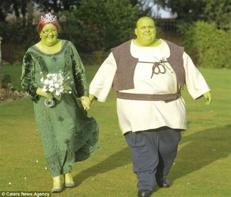Are You Green With Envy Couple Dress Up As Shrek And Princess Fiona