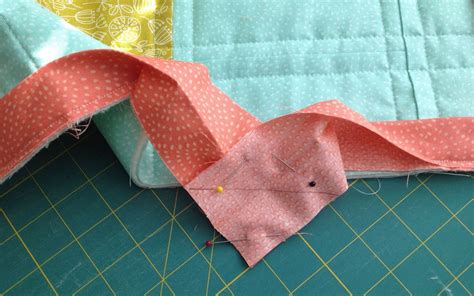 sewing binding ends  eachother quilt binding sewing binding quilt binding tutorial
