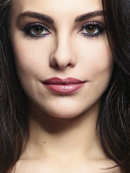 Turkish Drama Actress Tuvana Türkay Brunette Beauty Beauty Face