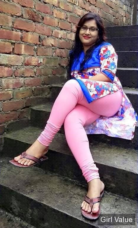 Indian Girl In Pink Legging With Images Hot Leggings