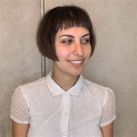 Considering An Inverted Bob With Bangs Here Are 22 Cute
